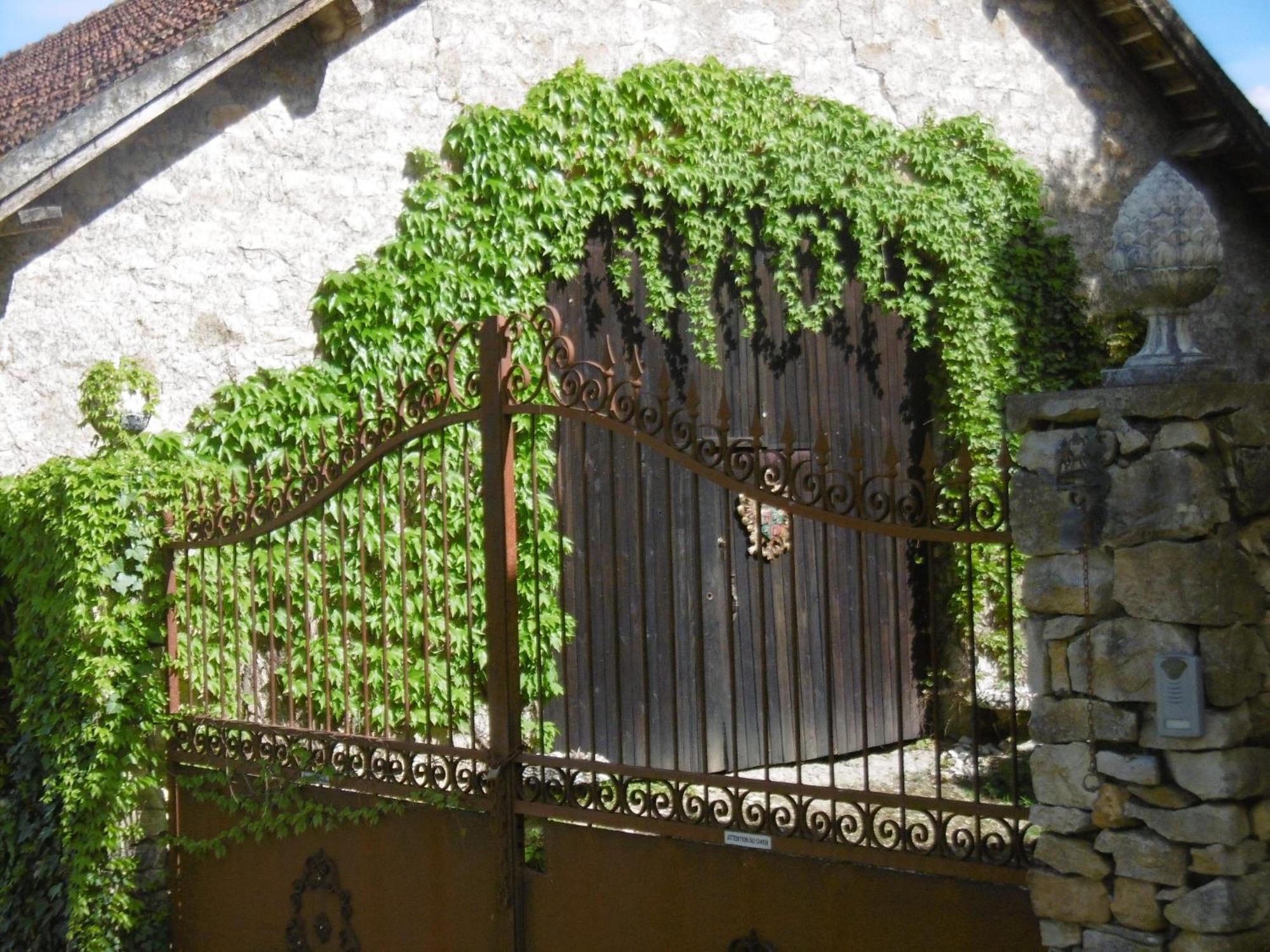 Ferme De La Dorvalliere Cavagnac Luaran gambar